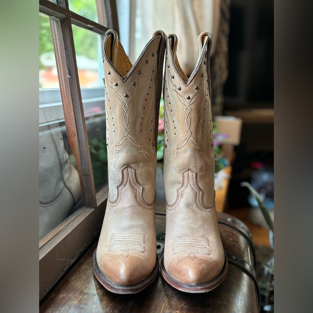 Idyllwind Leather Boots - Picture 6 of 13